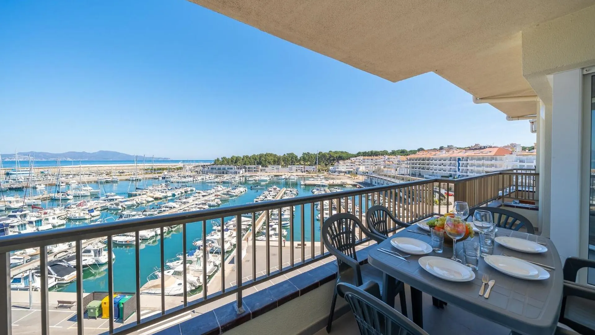 Beautiful Renovated Apartment With Views L' Escala 0*,  Spanien