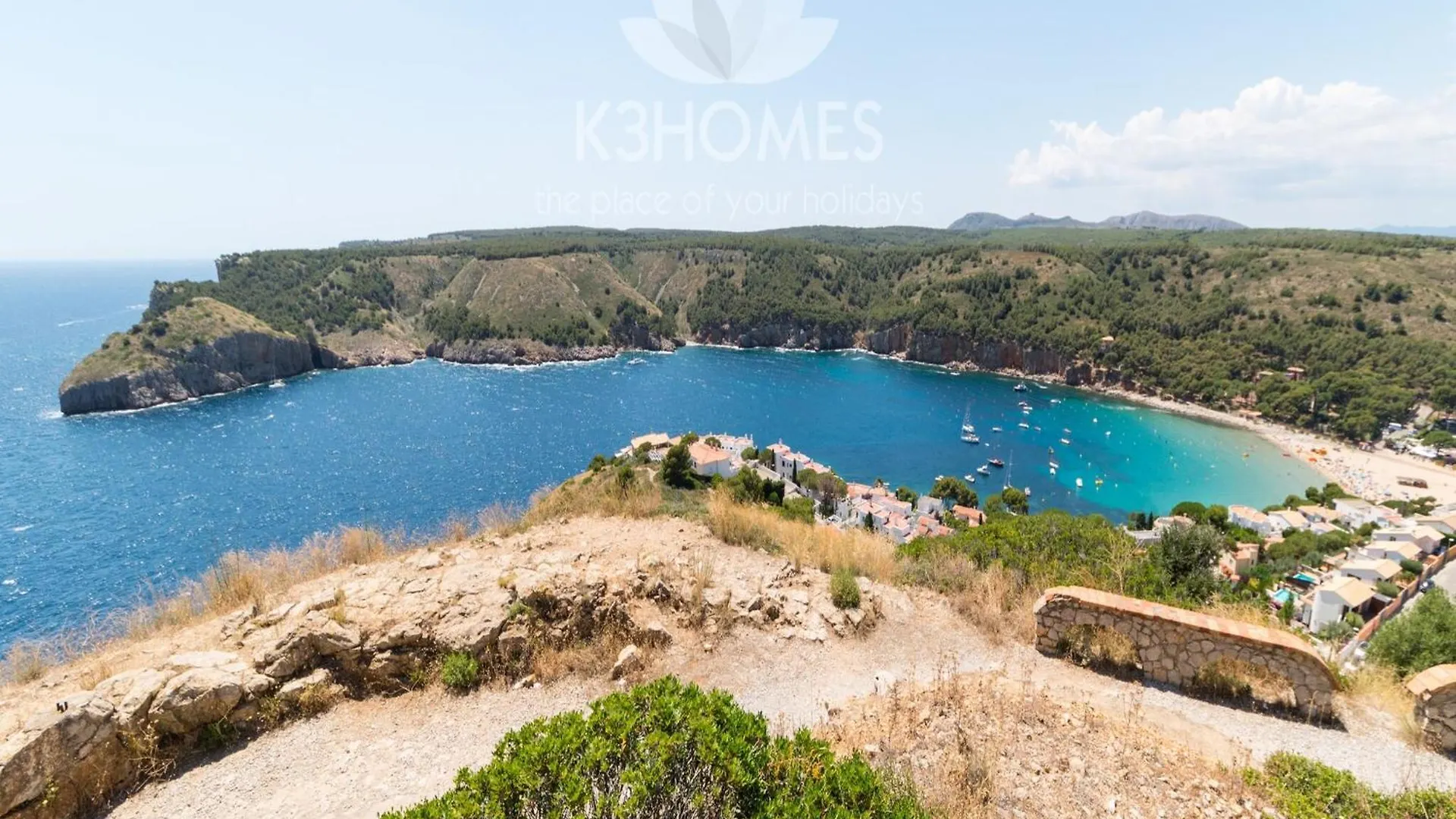Beautiful Renovated Apartment With Views L' Escala